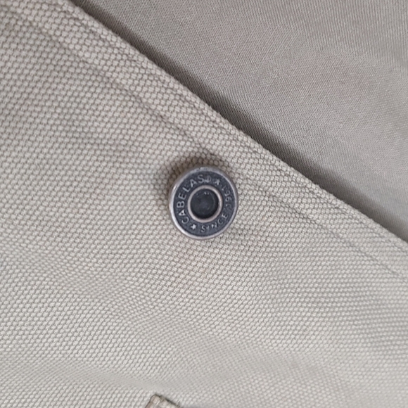 Cabelas khaki field vest size XL - Picture 5 of 12